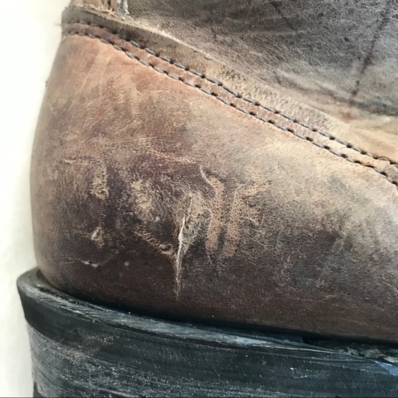 SOLD Frye Engineer 8R Oil Resistant Leather Boot - Picture 3 of 16